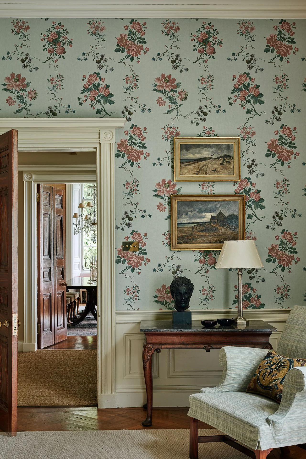 Residential Wallpaper Installation Atlanta